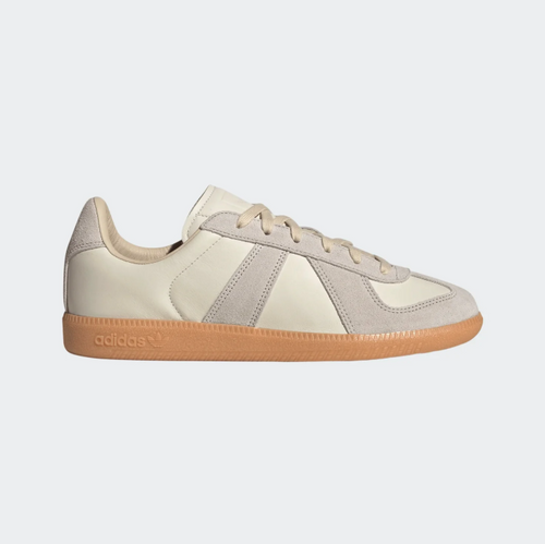 adidas Sneakers – Cream & Light Grey with Gum Sole