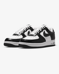 Nike Sneakers – Black & White Crackle Texture
