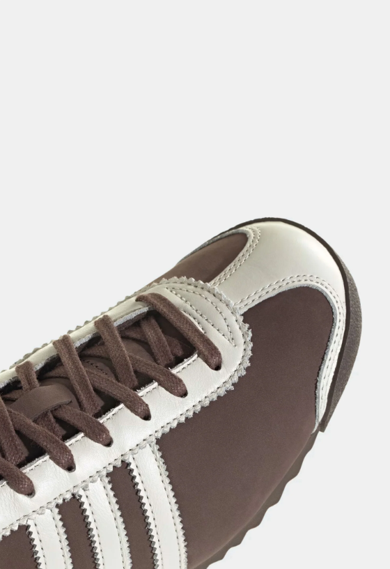 adidas Sneakers – Chocolate Brown & Cream Slim Profile