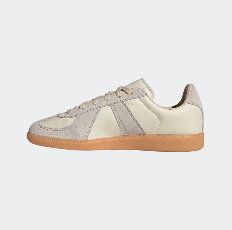 adidas Sneakers – Cream & Light Grey with Gum Sole