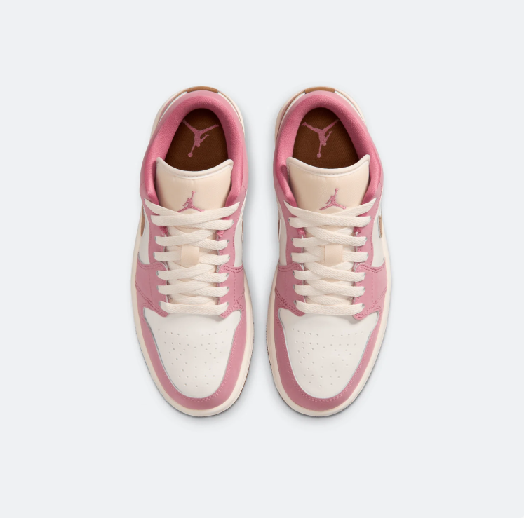 Nike Sneakers – Pink & Cream Low-Top with Brown Swoosh & Gum Sole
