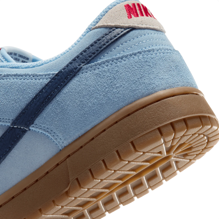 Nike Sneakers – Light Blue & Navy with Gum Sole